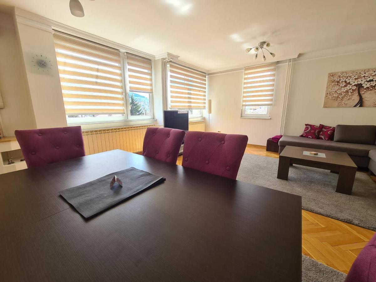 Walnut Apartment - Private Garage Сараево Экстерьер фото