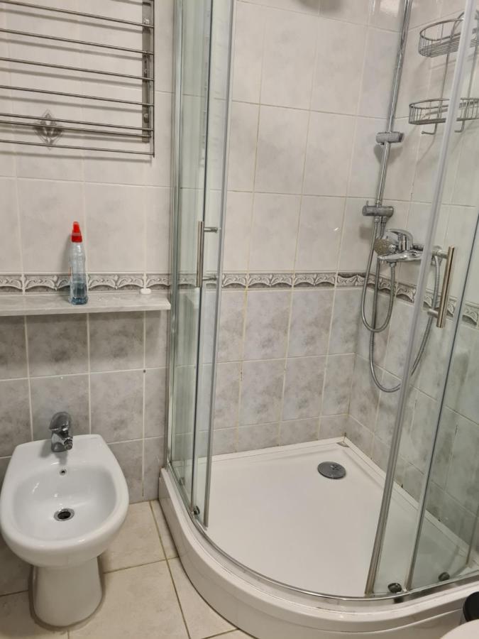 Walnut Apartment - Private Garage Сараево Экстерьер фото